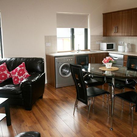 Arch House Apartments Атлон Екстер'єр фото