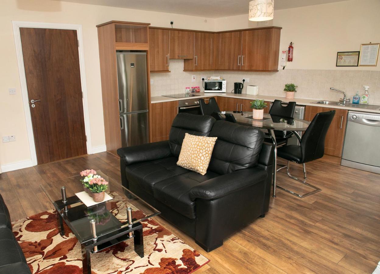 Arch House Apartments Атлон Екстер'єр фото
