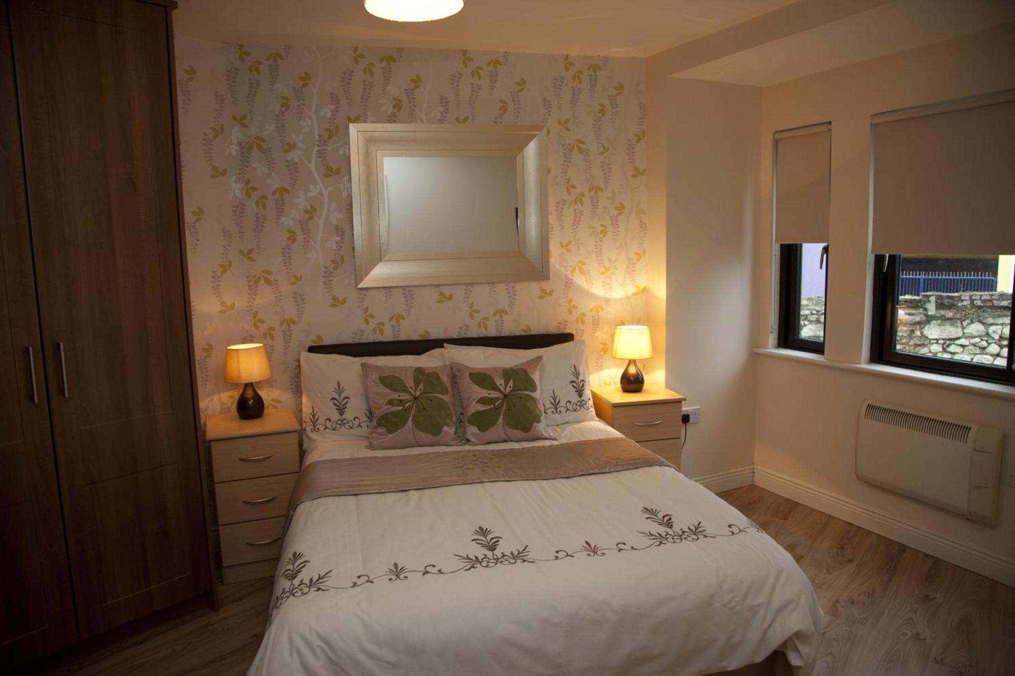 Arch House Apartments Атлон Екстер'єр фото