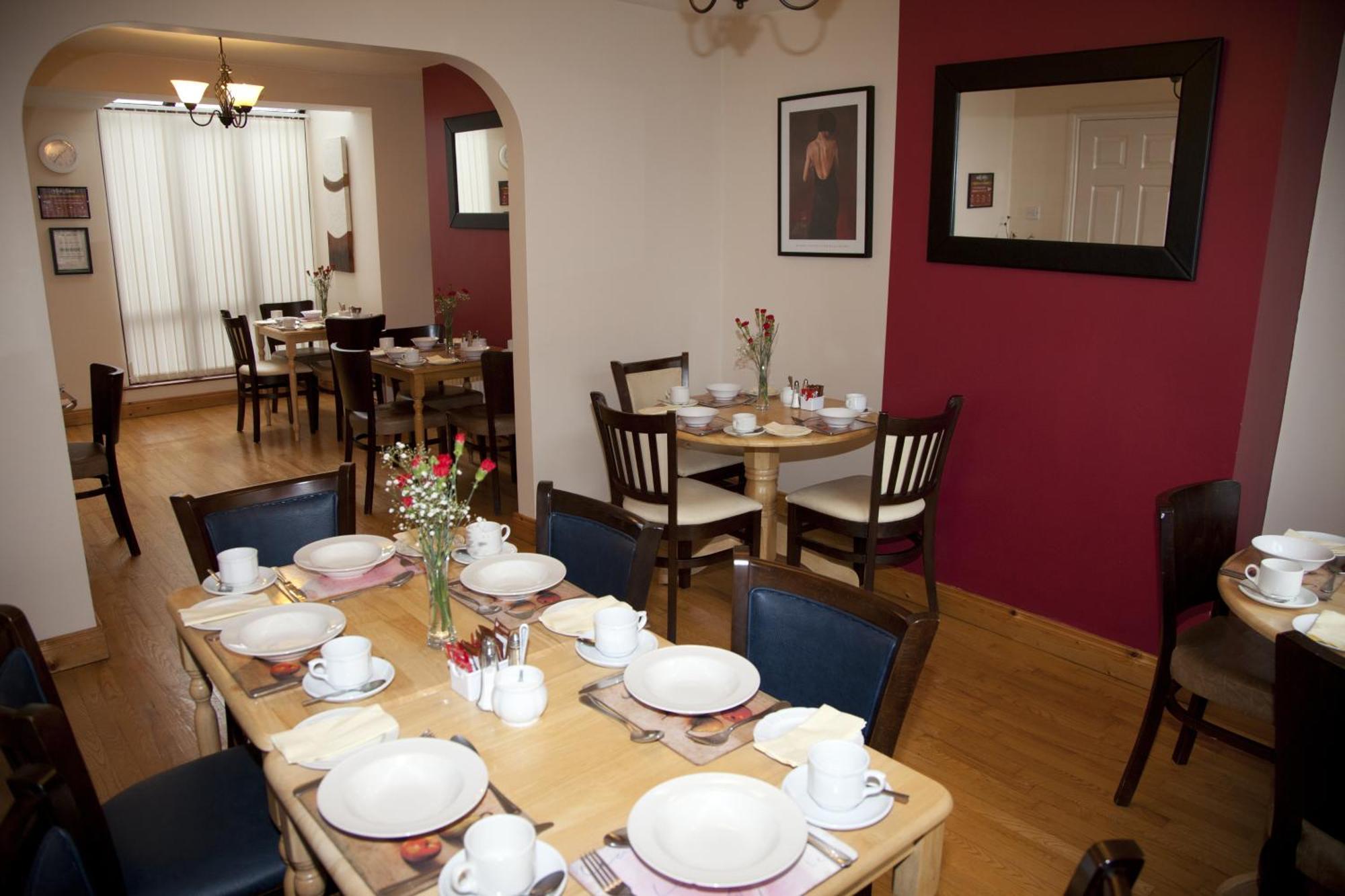 Arch House Apartments Атлон Екстер'єр фото