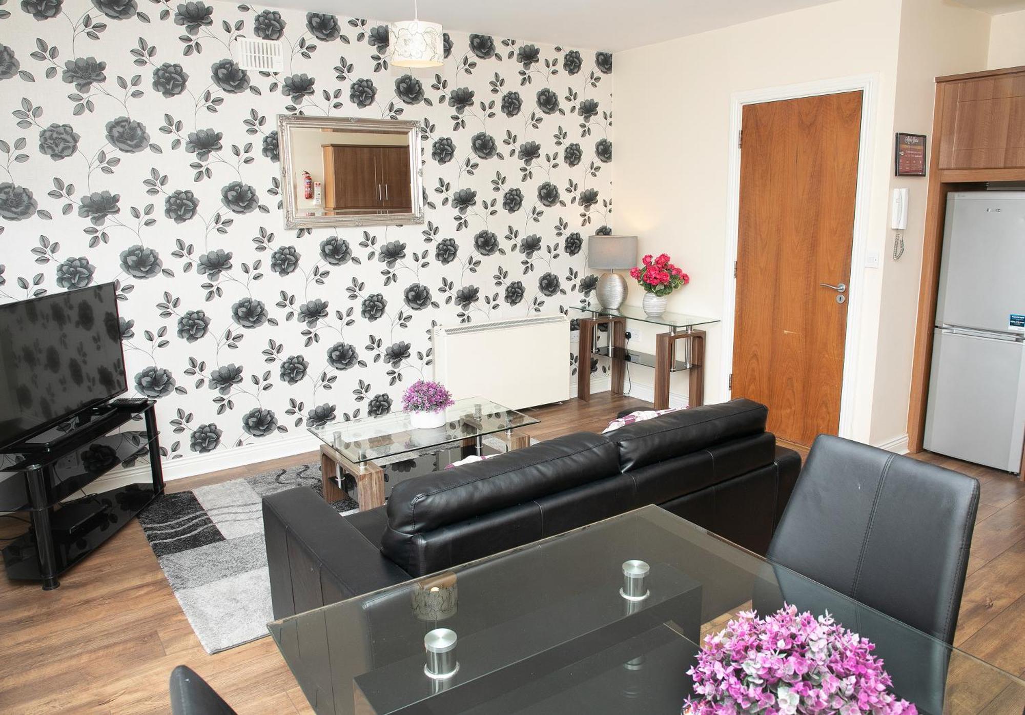Arch House Apartments Атлон Номер фото